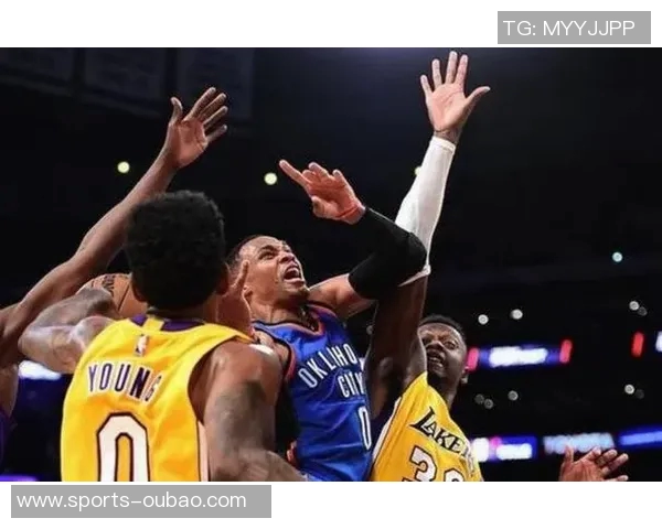 本赛季NBA开局连胜纪录雷霆8连胜超越骑士上季15连胜的辉煌成就