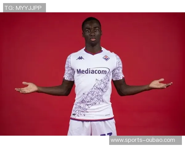 佩杜拉分析罗马若获欧冠或欧联杯资格将强制执行马伦买断条款 佩杜拉分析罗马若获欧冠或欧联杯资格将强制执行马伦买断条款