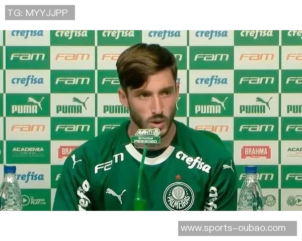 斯特拉斯堡主帅被切尔西挖走球迷愤怒表达不满情绪 斯特拉斯堡主帅被切尔西挖走球迷愤怒表达不满情绪